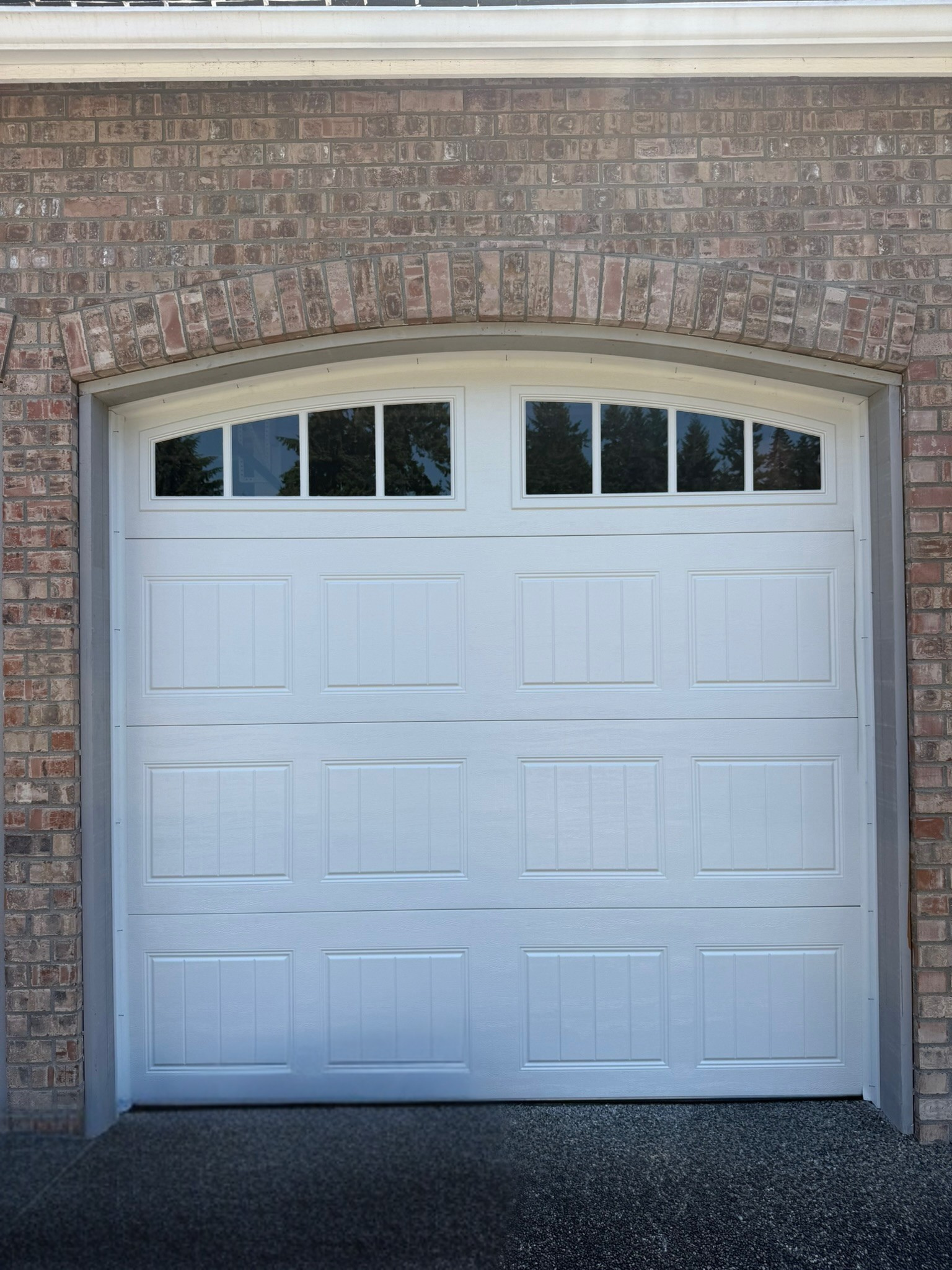 Carriage style steel garage door built for long term use by Garage Tech serving Kenmore, WA