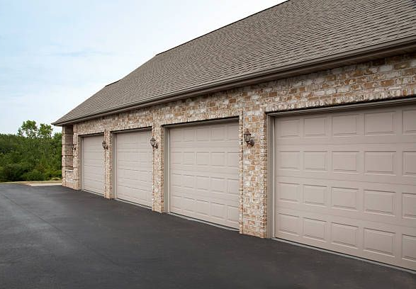 Contemporary garage doors for contemporary homes by Garage Tech serving Woodinville, WA