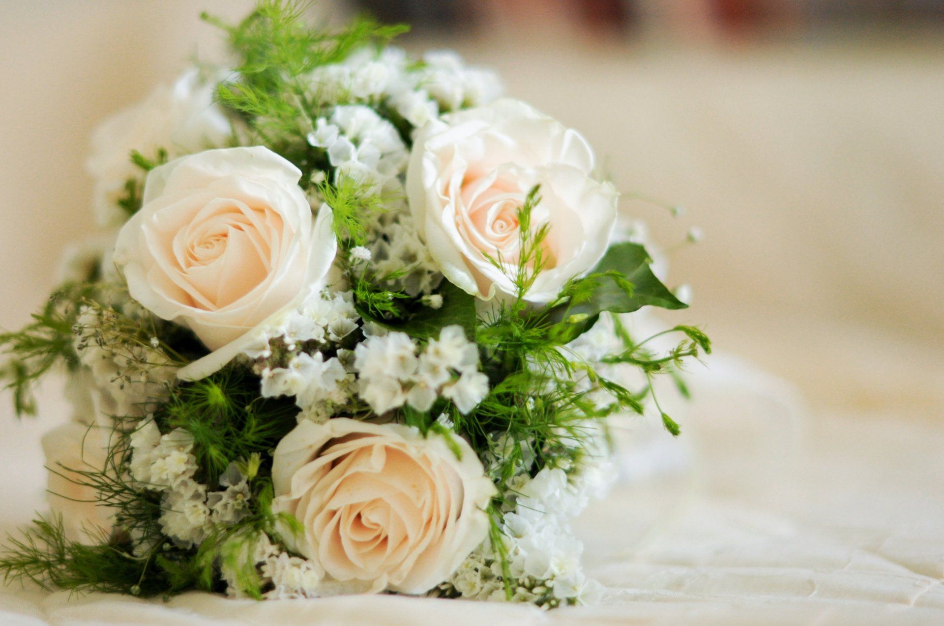 Corporate Gifts — White Flowers in Dallas, Texas