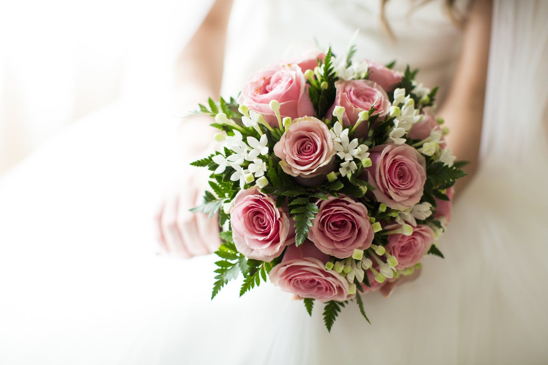Flowers and Bouquets — Pink Roses Bouquets in Dallas, Texas
