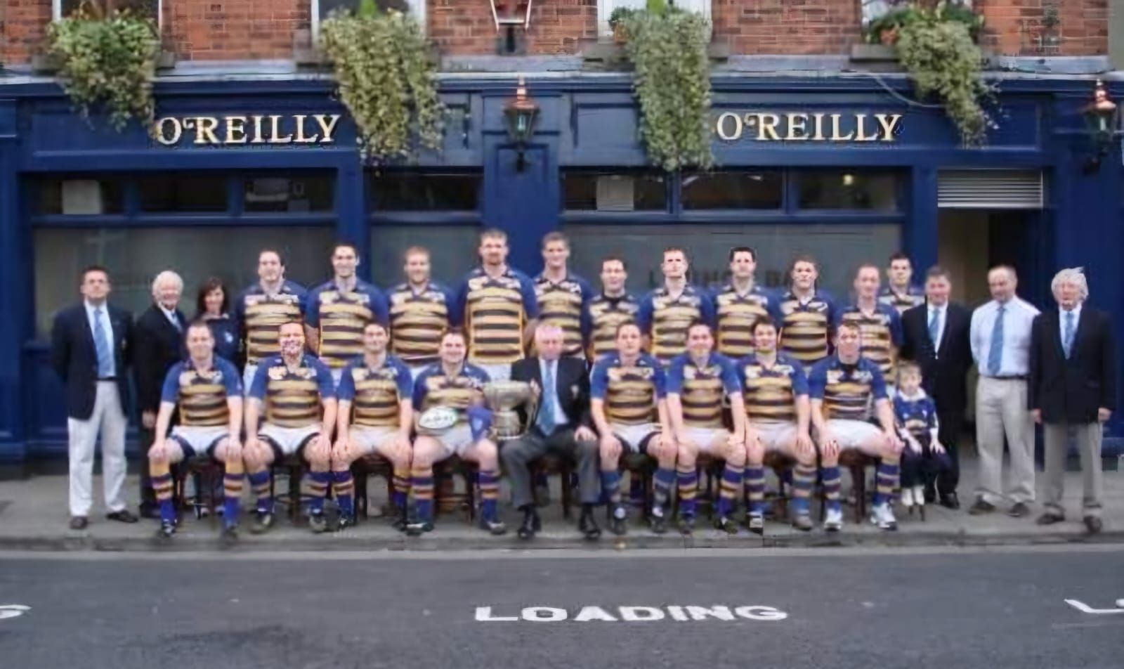 Team image-outside-pub