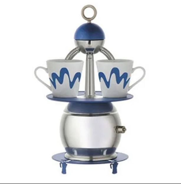 vari modelli colorati di caffettiere