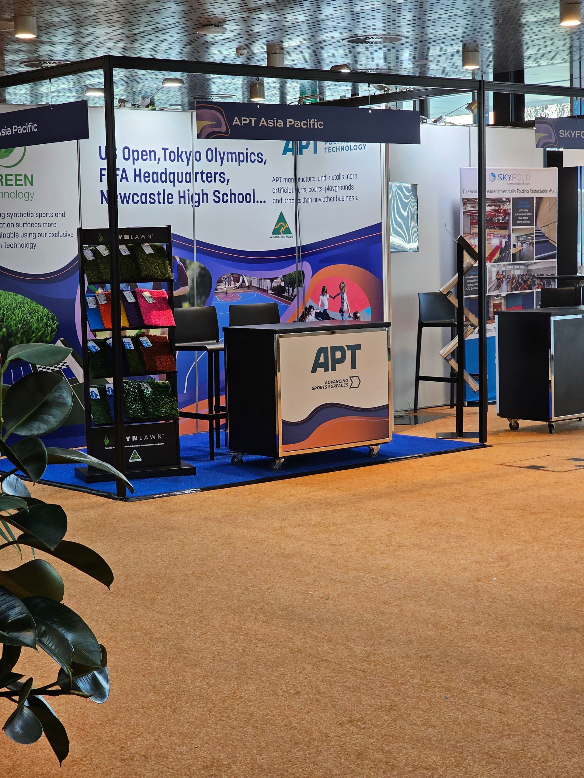 A booth with a sign that says apt on it