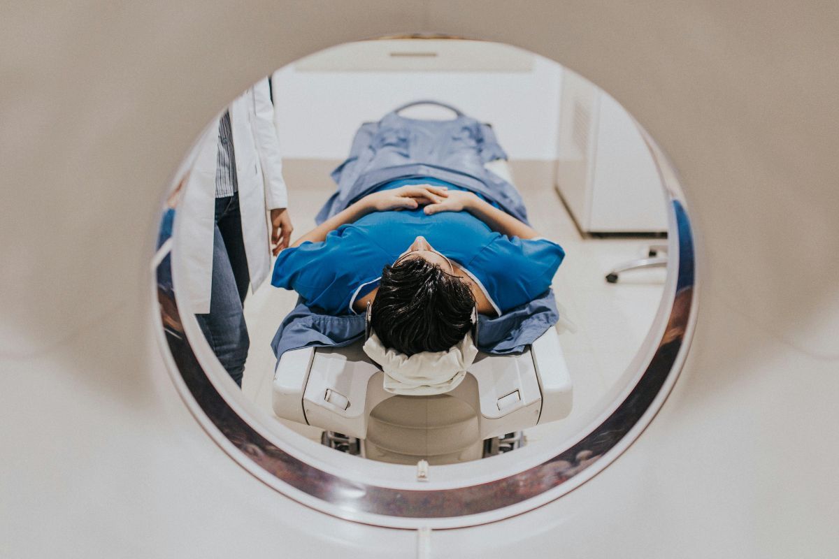 contusao-no-quadril-diagnostico-dr-ricardo-kirihara-ortopedista-quadril-sao-paulo.