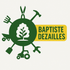 Un logo pour baptiste dezailles montre un arbre entouré d'outils de jardinage.
