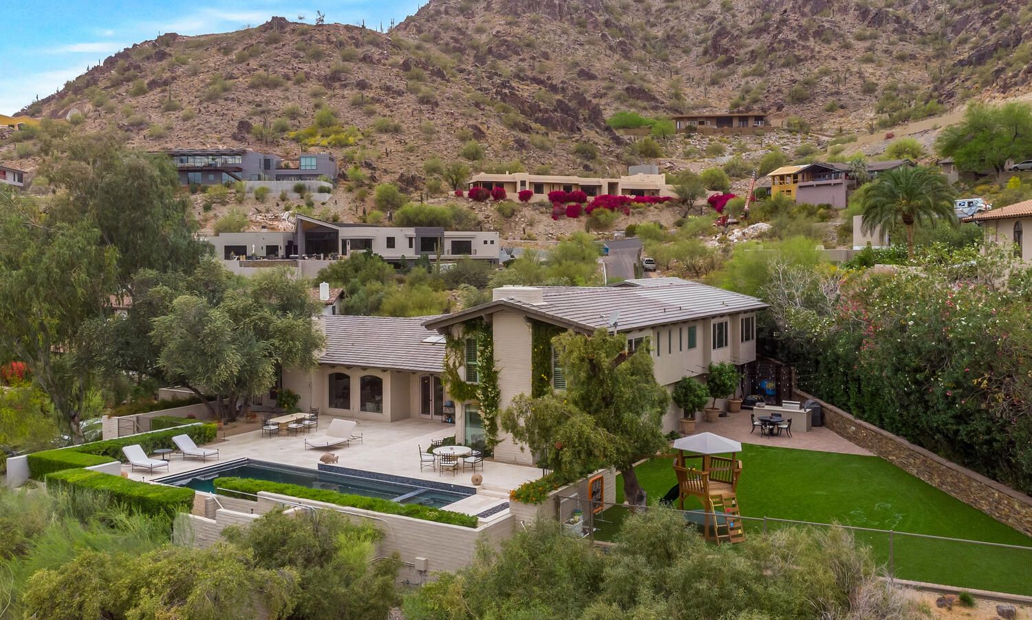 SEASONAL FURNISHED RENTALS