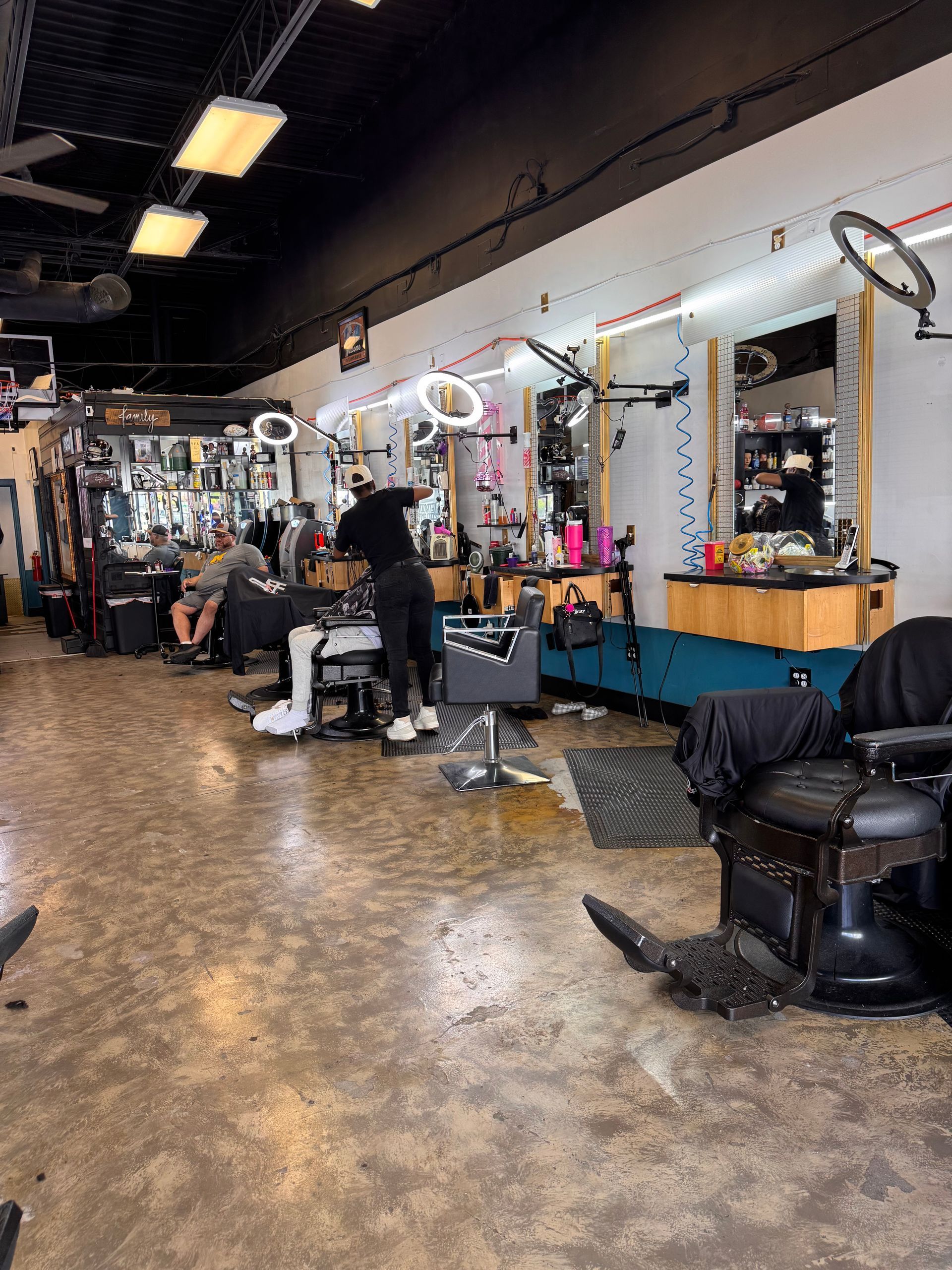 Clean and Tidy Barber Shop