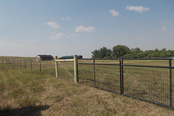 Ranch Fence Contractor — Kiowa, CO — Frontier Fence