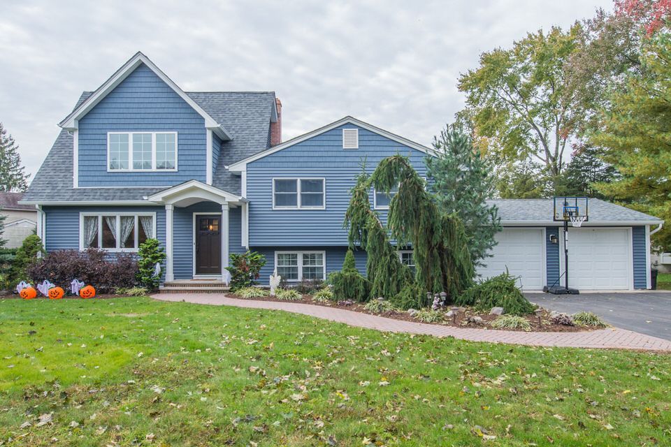 Siding, Doors + Windows