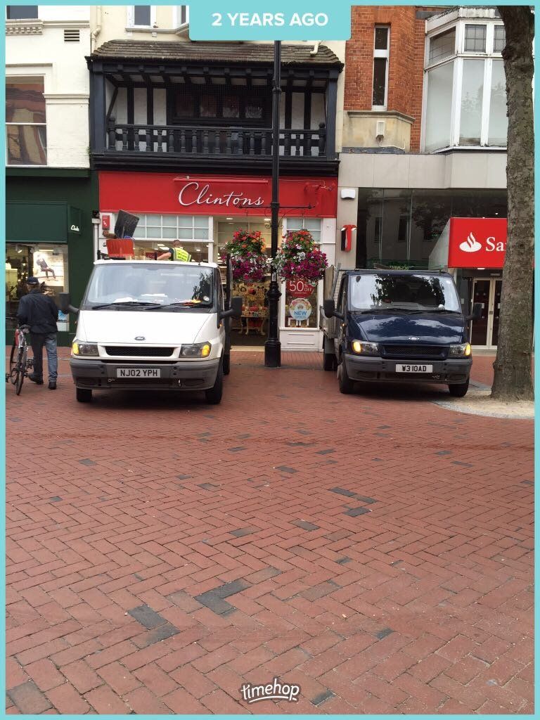 WAIT AND LOAD WASTE COLLECTION SERVICE IN ALL TOWNS CENTRE LOCATIONS