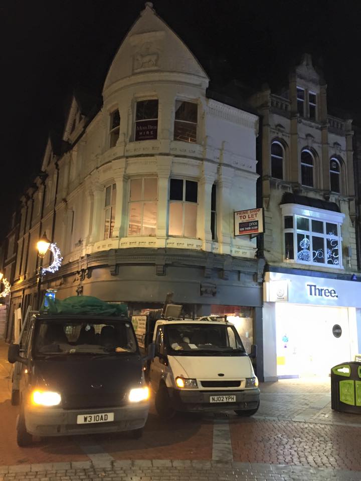 OUT OF HOURS WAIT AND LOAD WASTE COLLECTION SERVICE IN ALL TOWNS CENTRE LOCATIONS