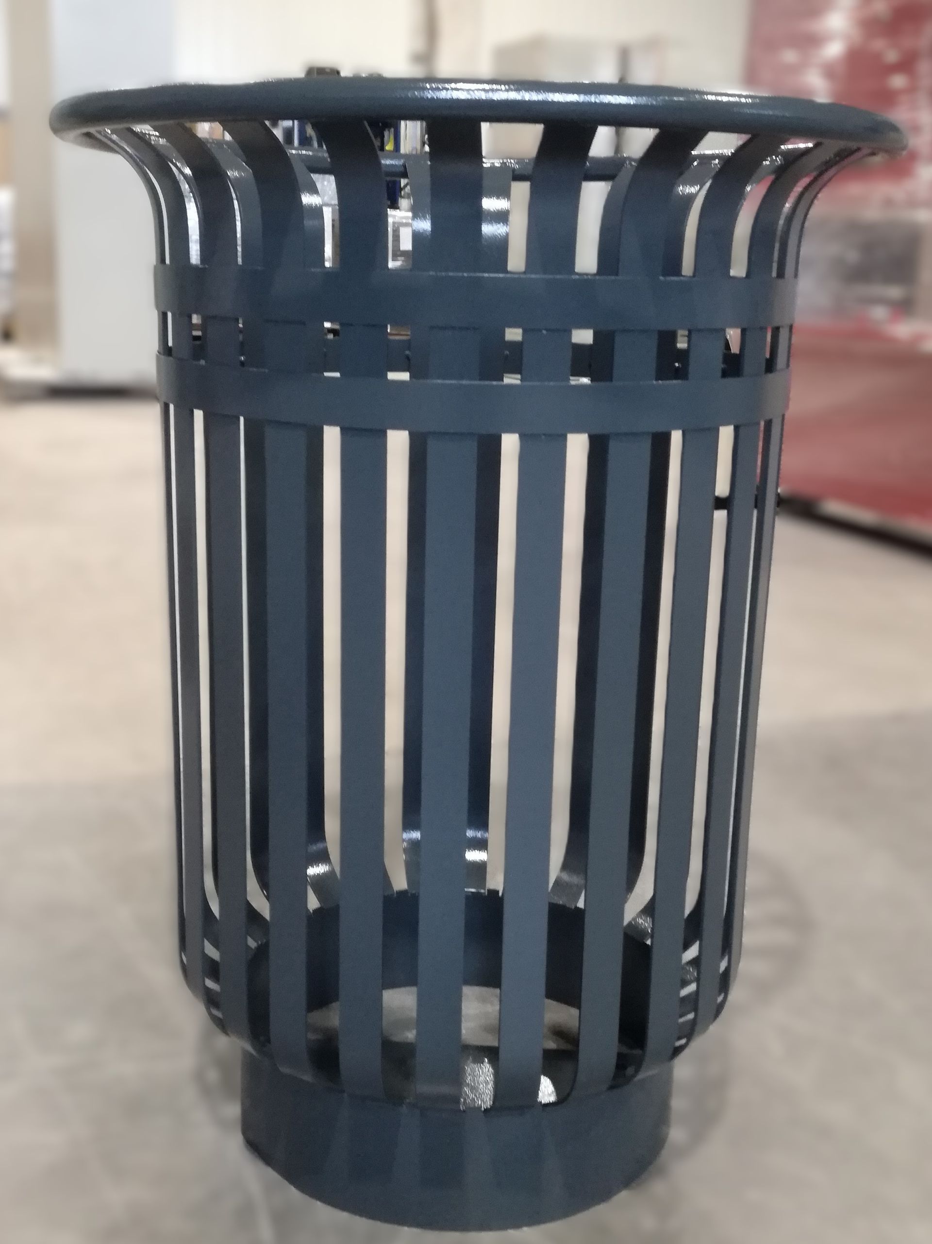 Metalinių baldų konstrukcijos