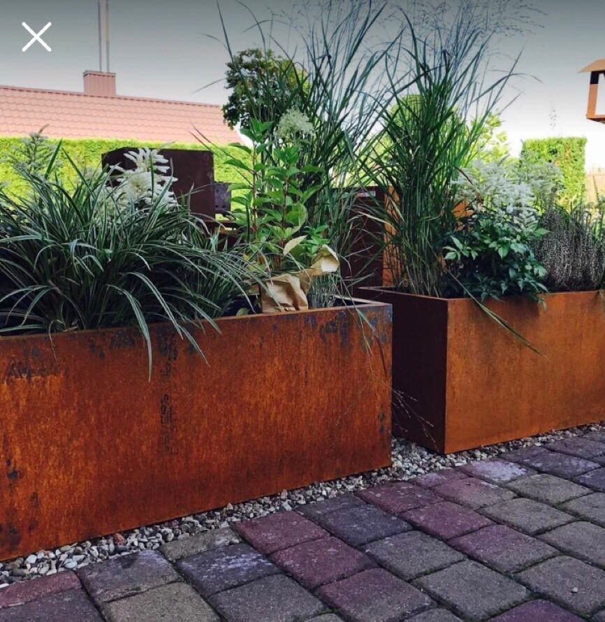 Metalo gaminiai: vazonas