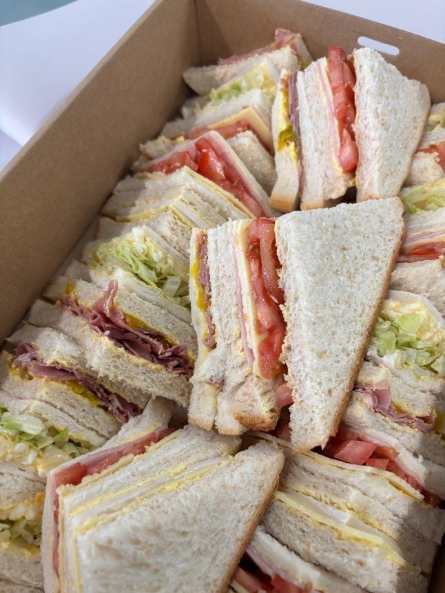 Picnic Box With Sandwiches — Kinka Kippa in Kinka Beach