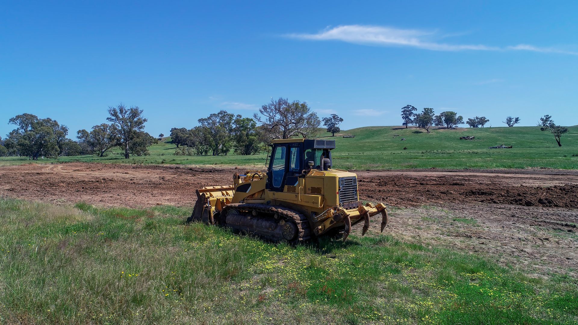 Excavating Farm Land — Dubbo, NSW — Dig Everywhere Earthmoving