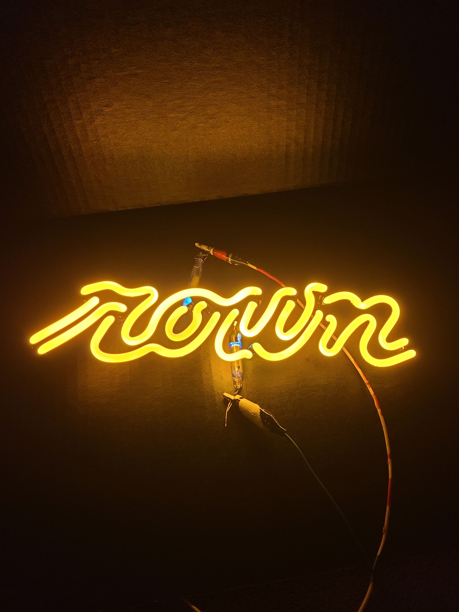 c ROWN royal yellow double