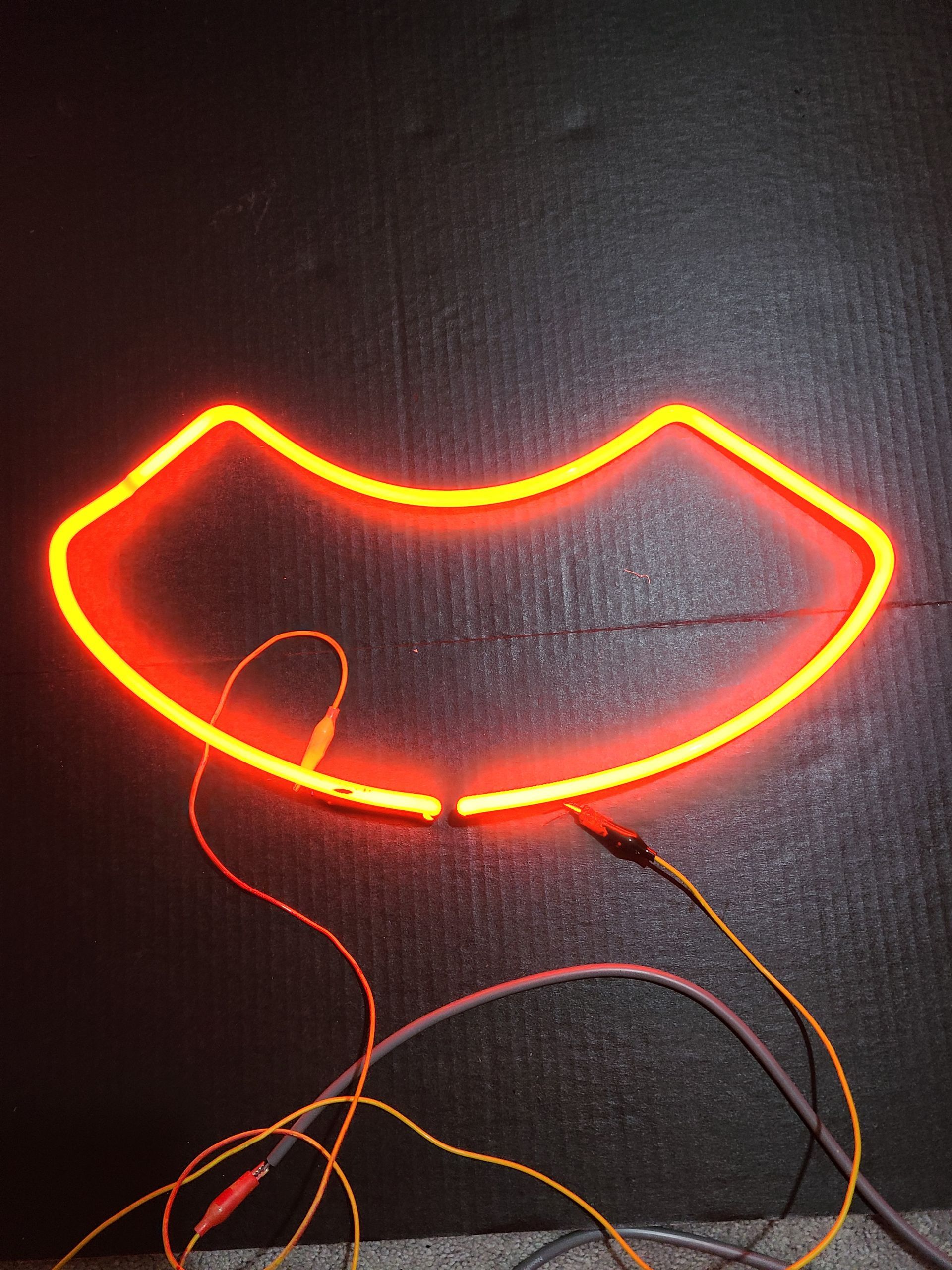 Large Round red border