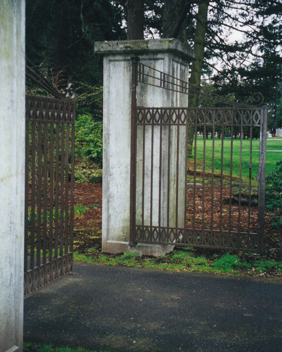 historic driveway gate restoration after