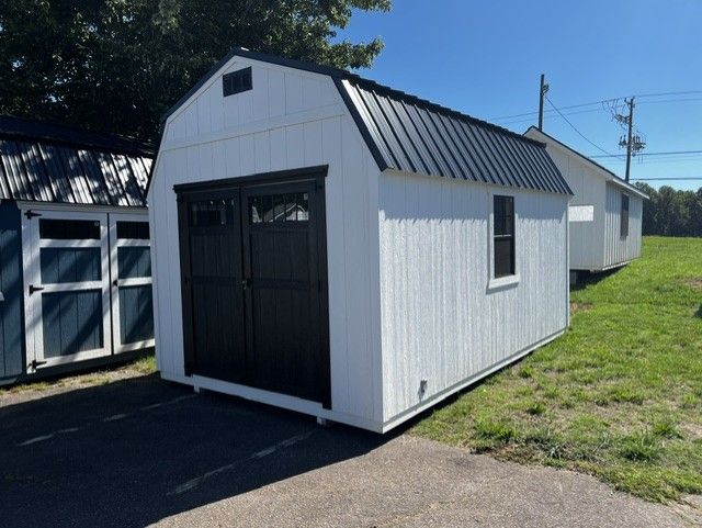 10 x 16 Lofted Barn
