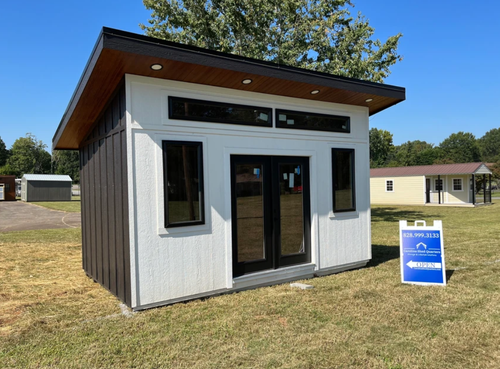 Custom wood shed delivery & setup in Hickory, NC