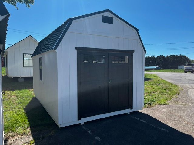 10 x 16 Lofted Barn