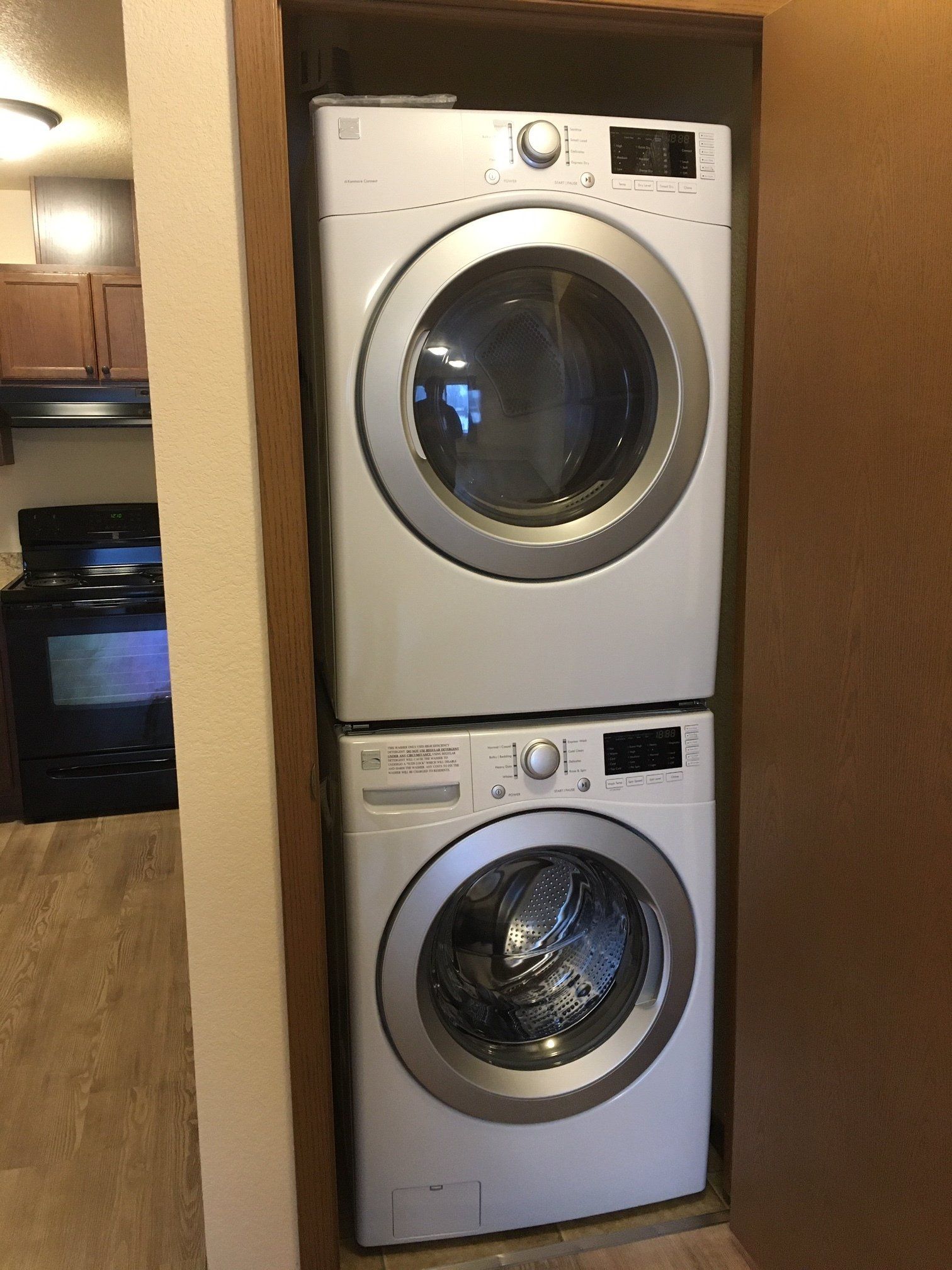 Birchcrest 4 BR laundry