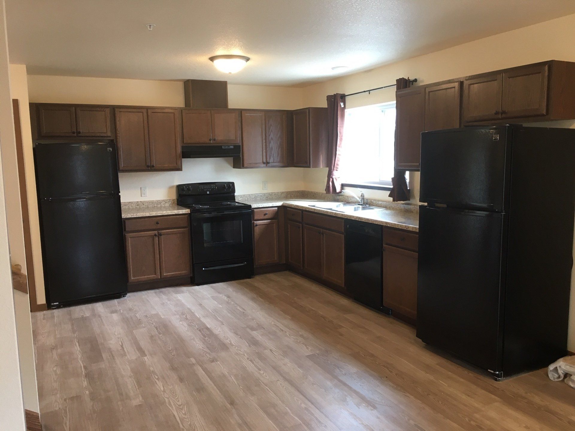 Birchcrest 8BR Kitchen