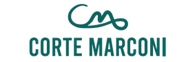 Logo di Corte Marconi in color verde acqua con una linea stilizzata sopra il nome del marchio su sfondo bianco.