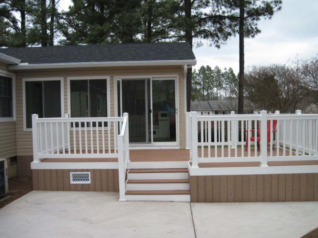 Fancy Deck with White Fence — Poquoson, VA — OutBack Construction
