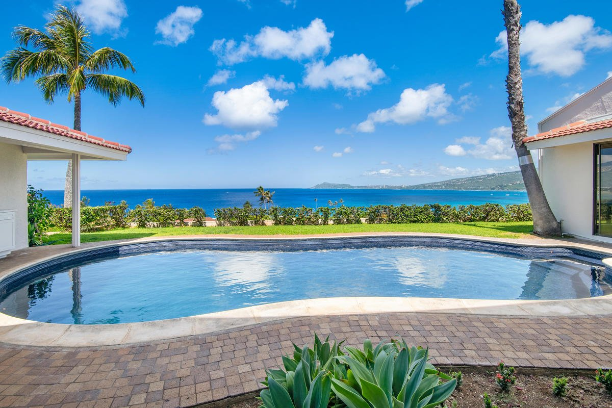 Ocean front home with pool