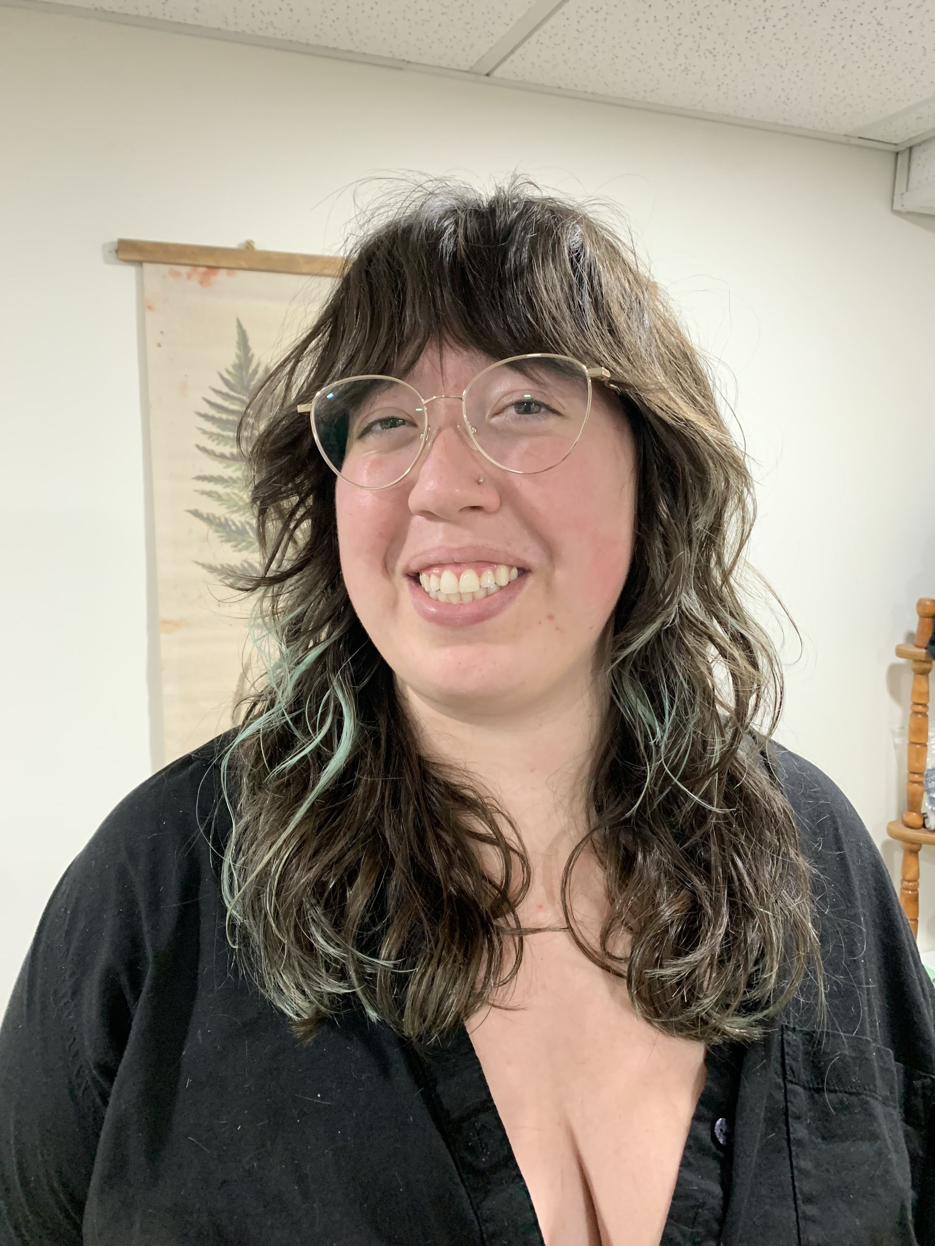 “Relaxing salon experience and friendly conversation at Looks by Lovato Sandy UT”