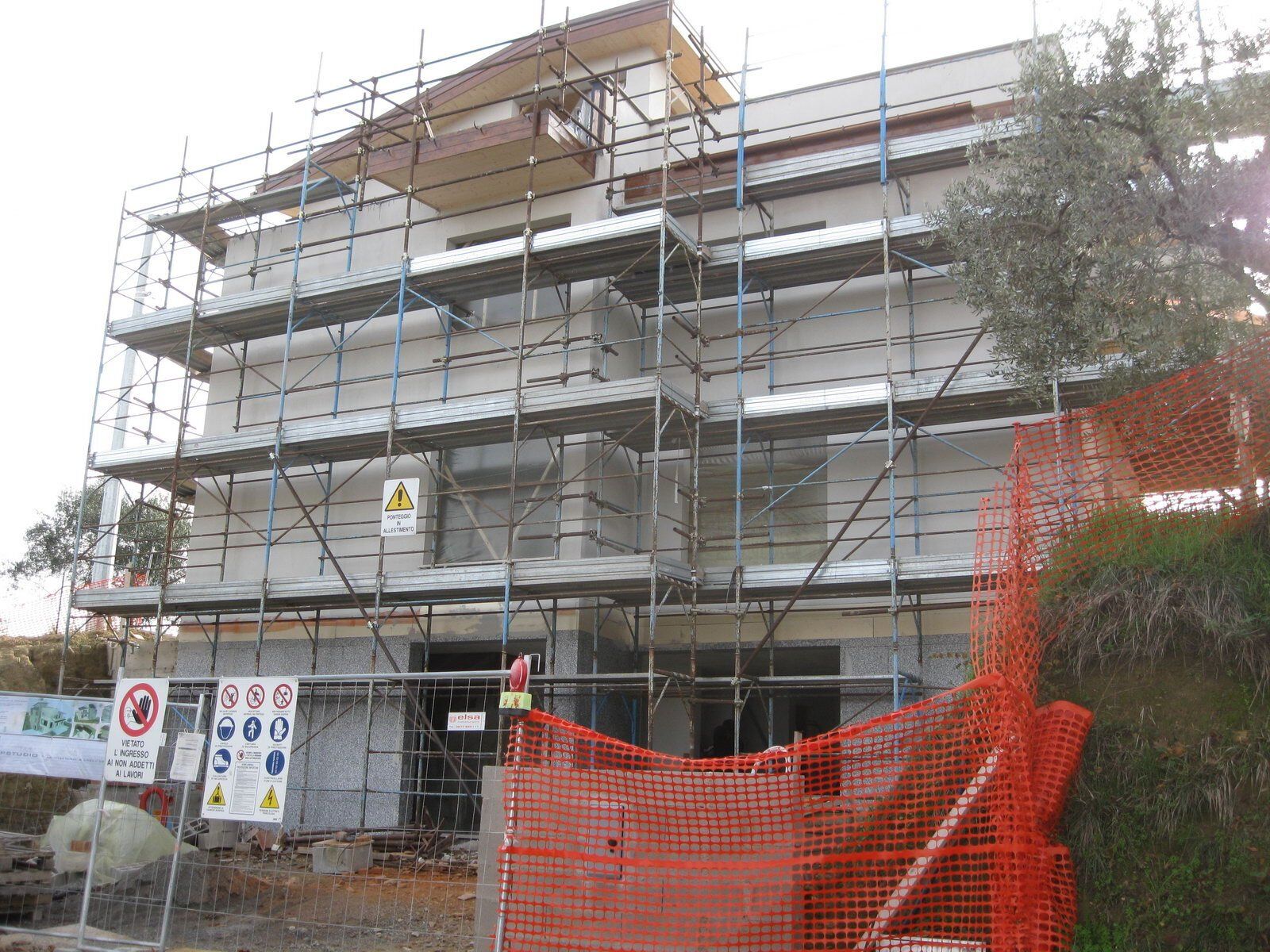 rifacimento prospetto palazzina