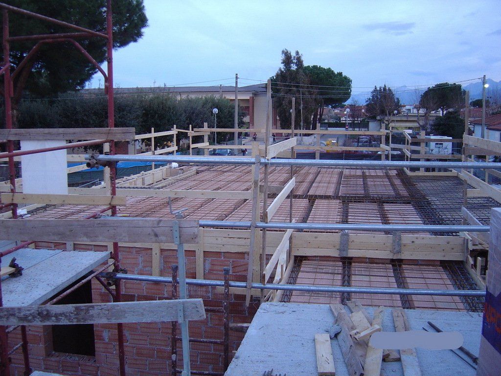 impalcatura per rifacimento unità immobiliare