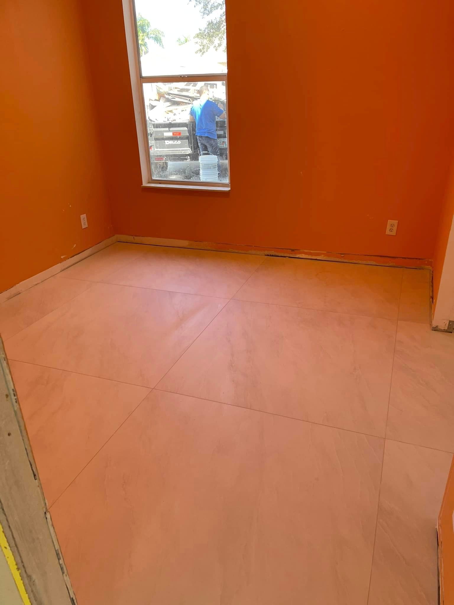 Room with Orange Walls - Tampa, FL - Amnier Flooring