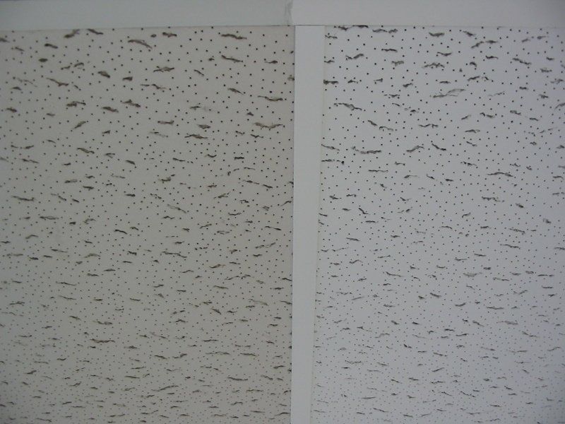 Sample Ceiling Before Cleaning — Kansas, MO — Crum Cleaning
