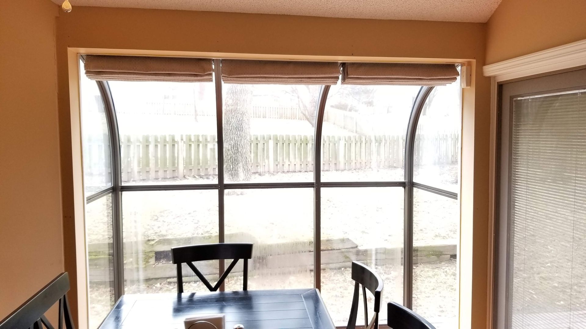 Atrium glass shades installed by Solar Shield in Kansas City, MO. Sunroom glass shades