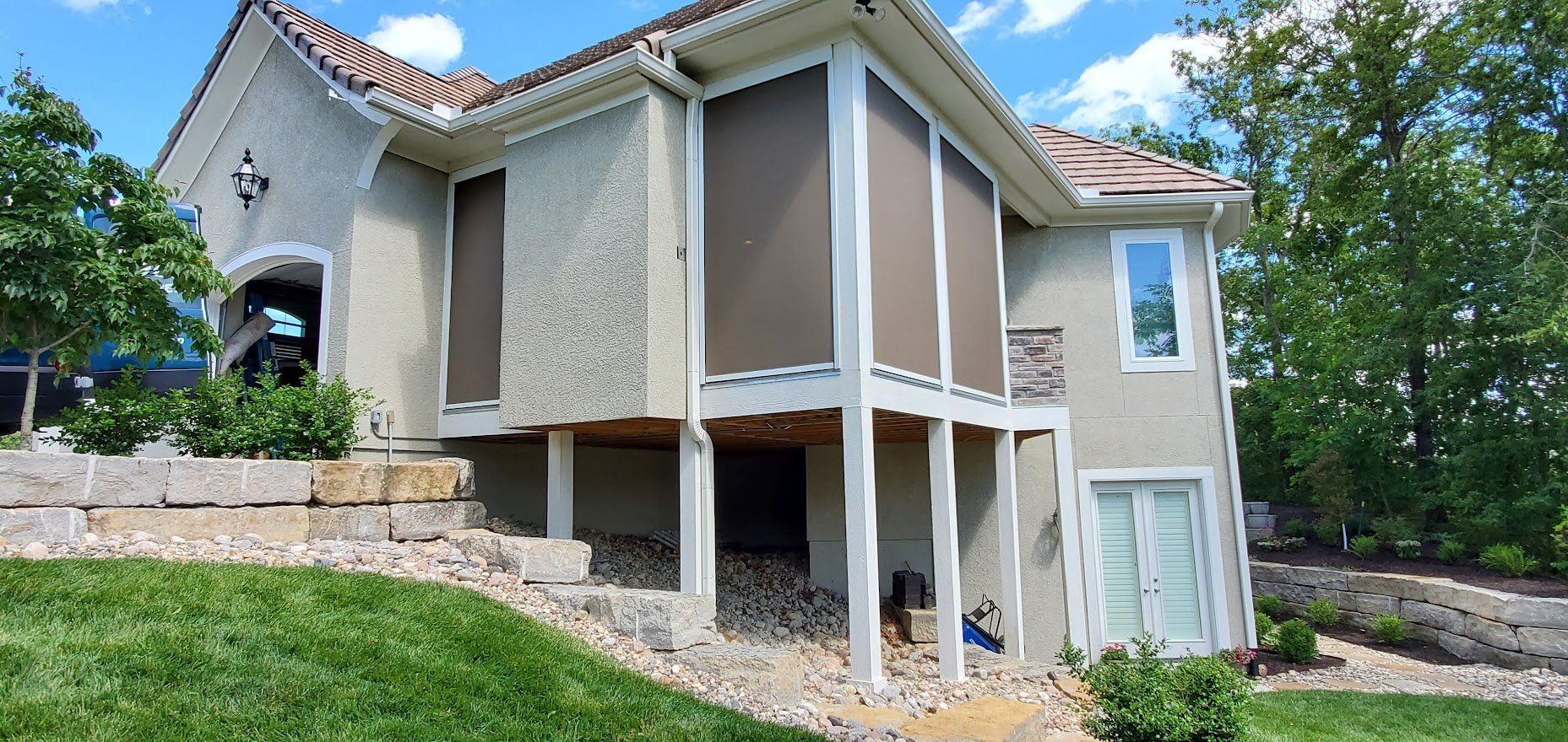 custom-made-exterior-patio-shades-option