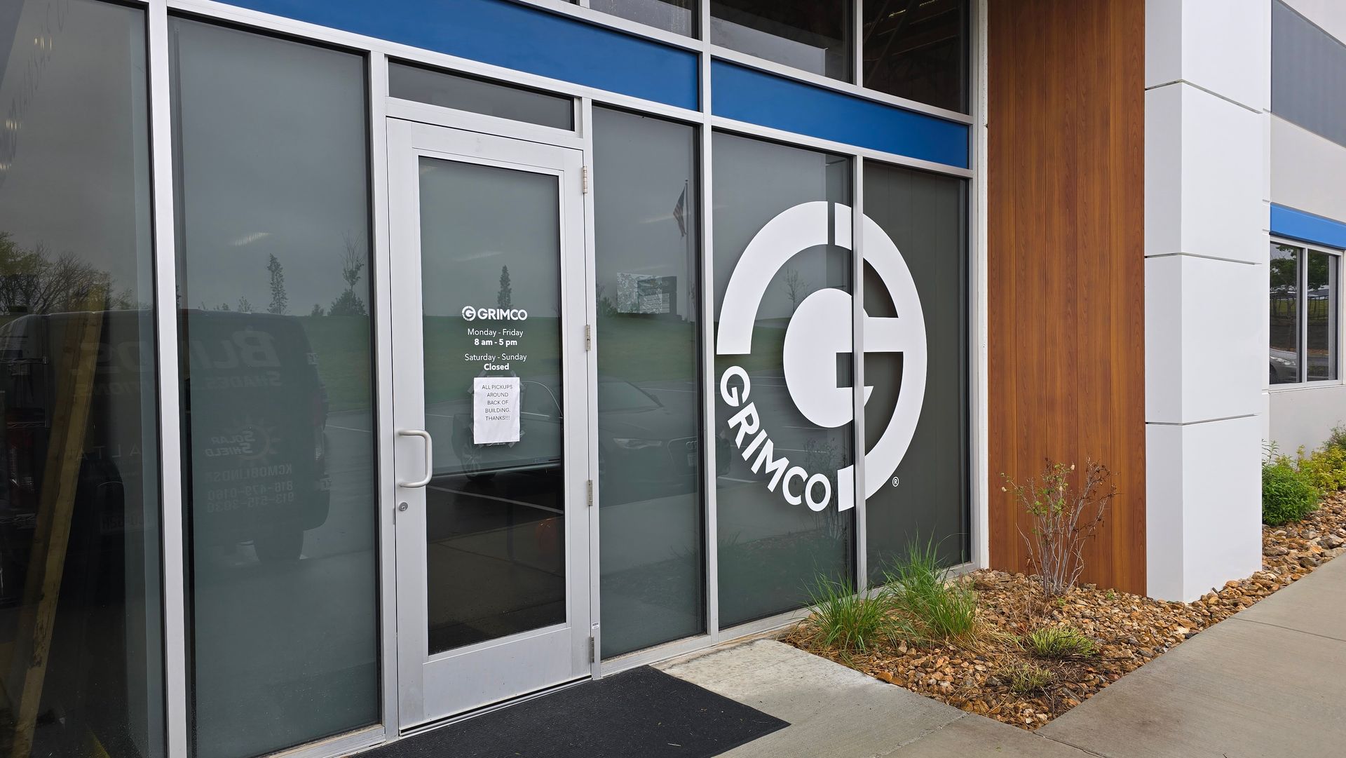 commercial roller shades installed in kansas city