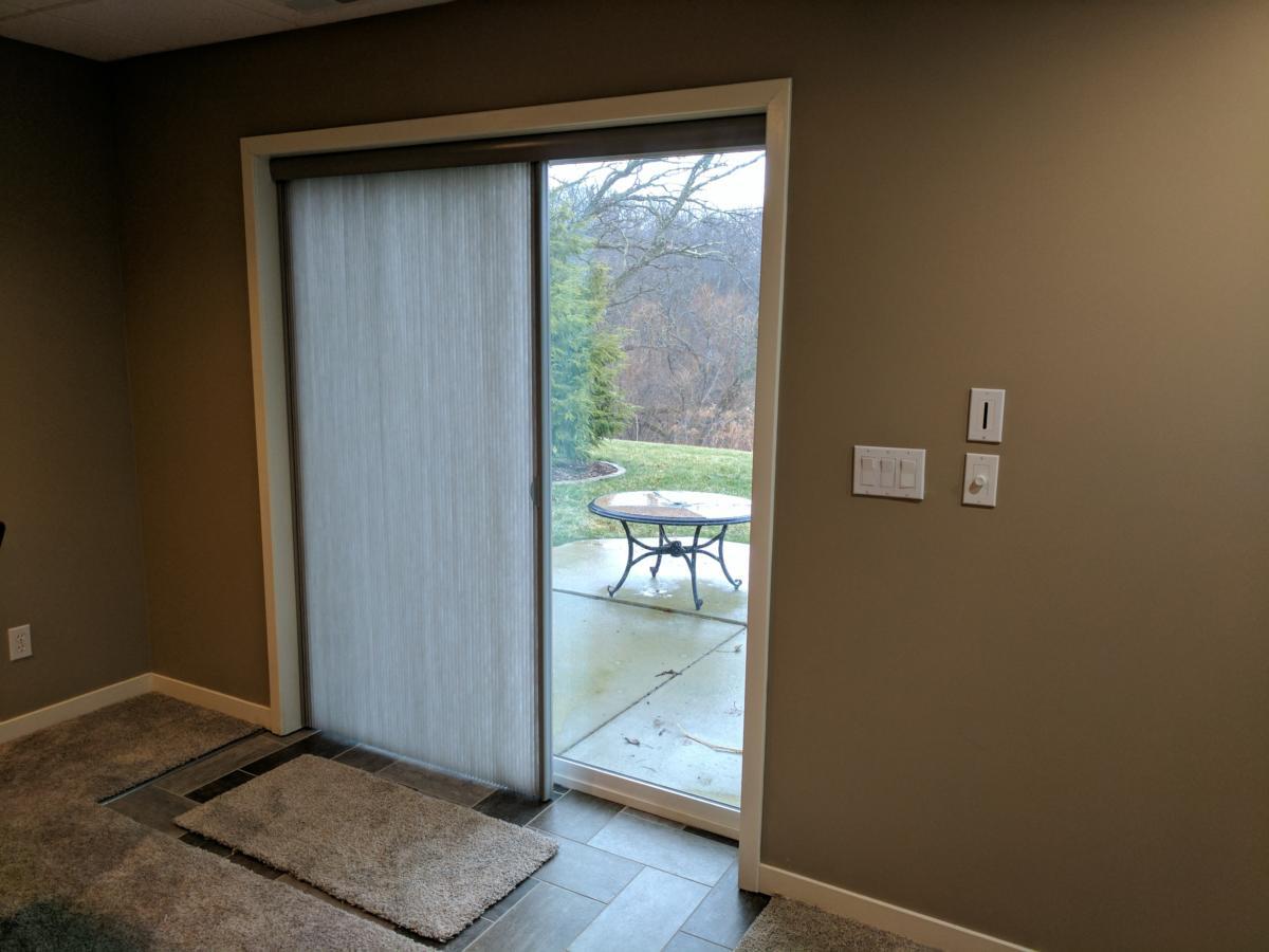 vertical-honeycomb-shades
