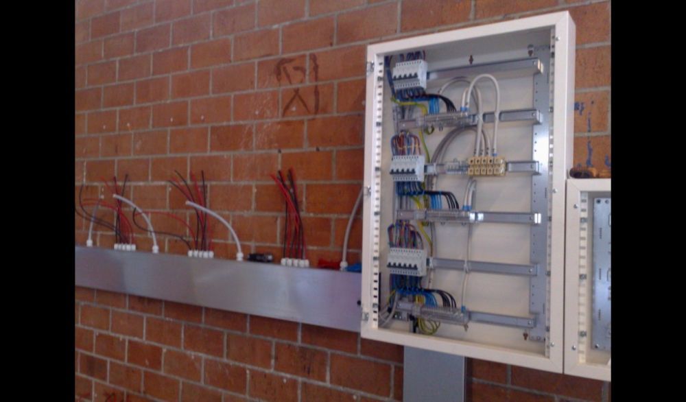 specifiche contattori elettrici industriali