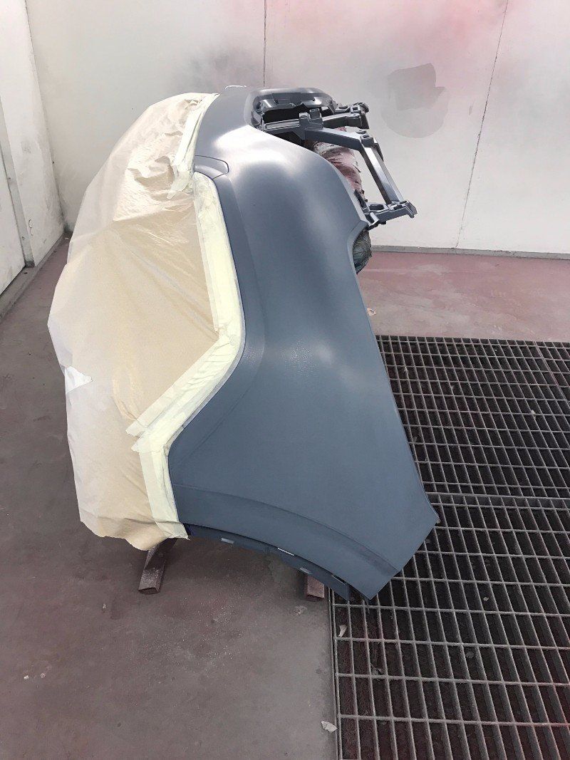 UK Carbody Renault Car Accident Repairs Bristol