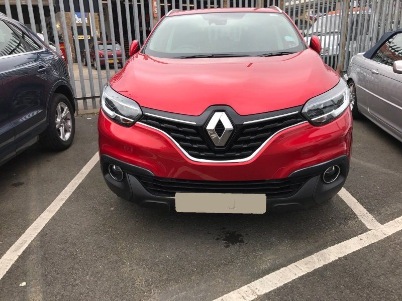 UK Carbody Renault Car Accident Repairs Bristol