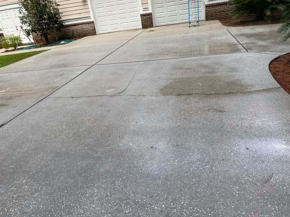 Newly Cleaned Concrete Driveway