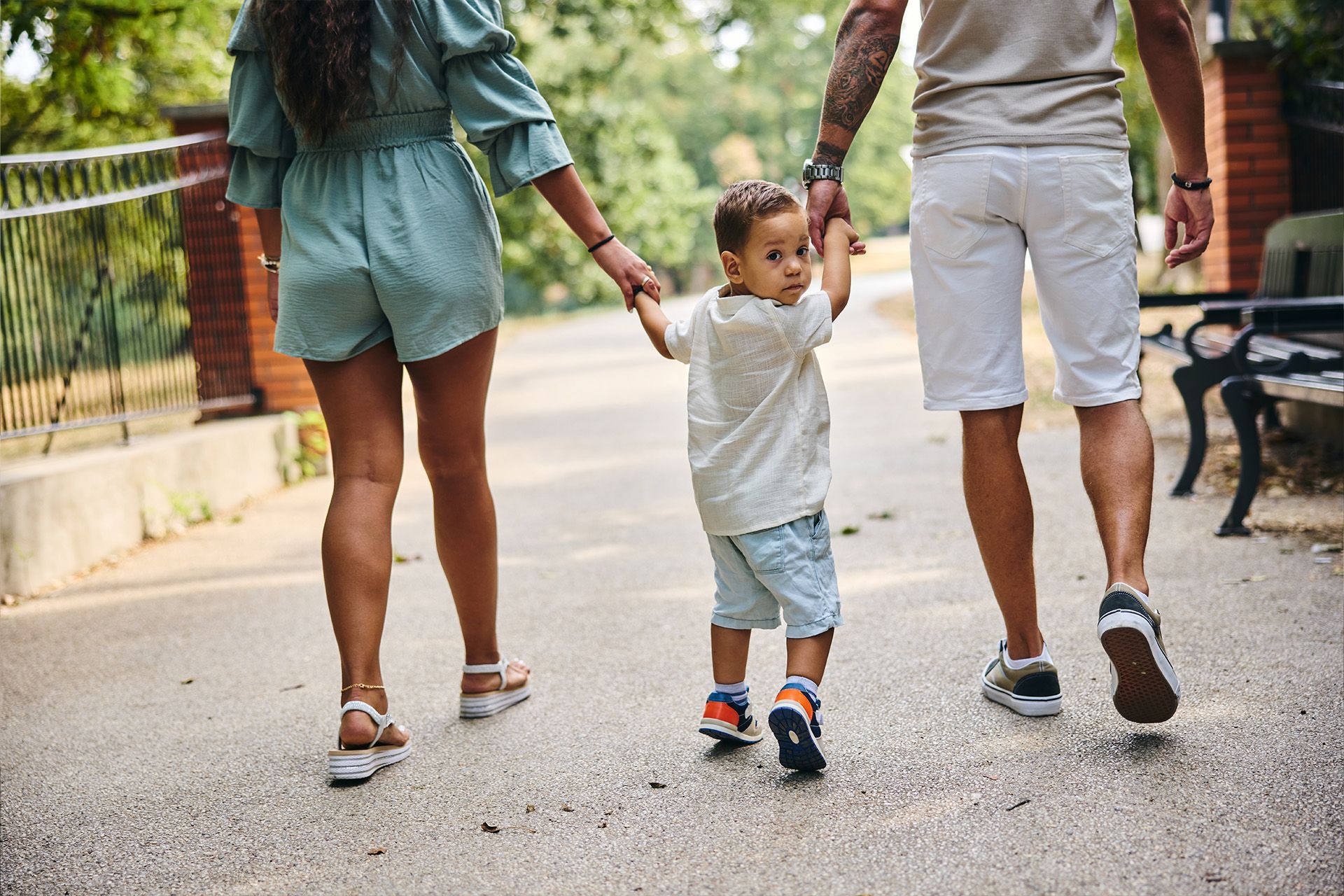 Balancing Family Pressure in Adoption | Support for Birth Mothers