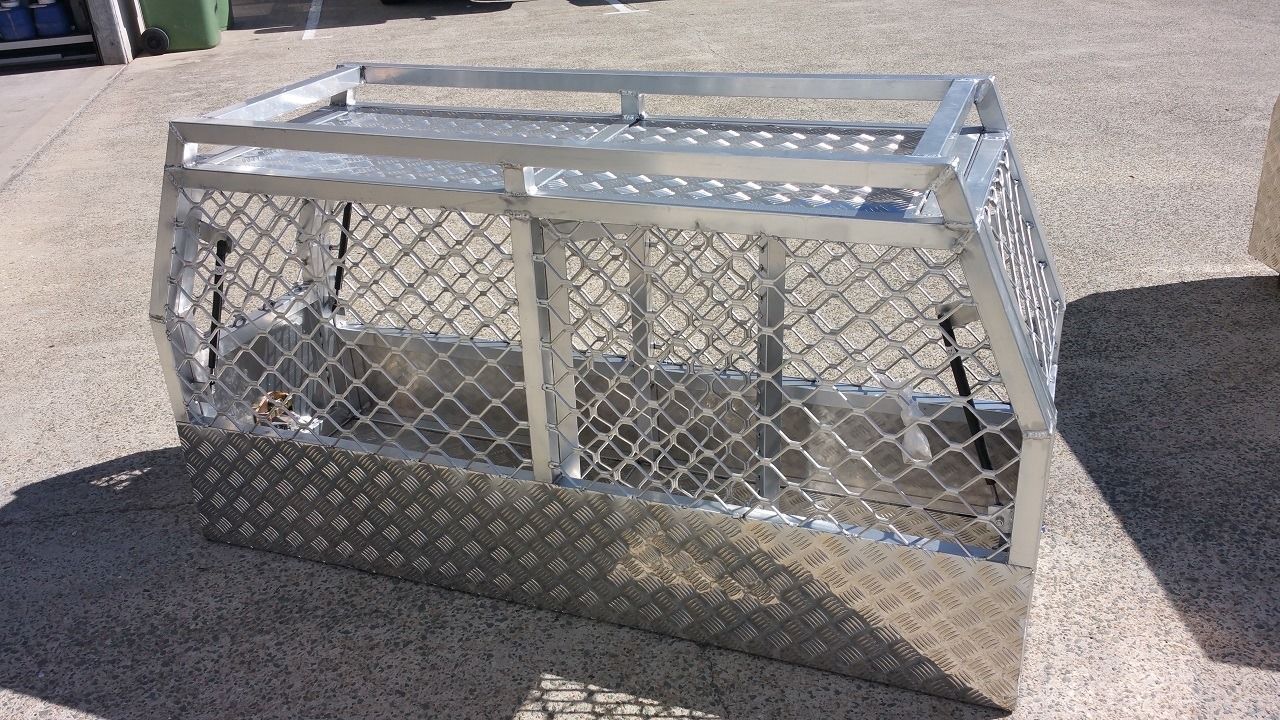 Metal Dog Crate With a Diamond Plate Base and Wire Mesh Sides — PT Canopy In Slacks Creek, QLD