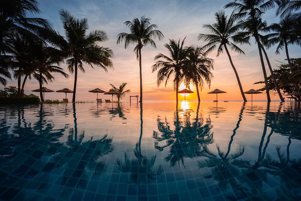 Beautiful Tropical Beach | Peoria, IL | Alexander Travel