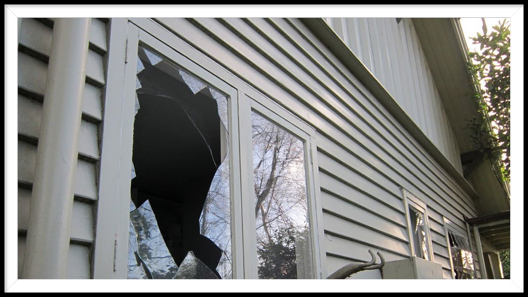 Residential Glass Repair — House with Glass Windows in Louisville, KY