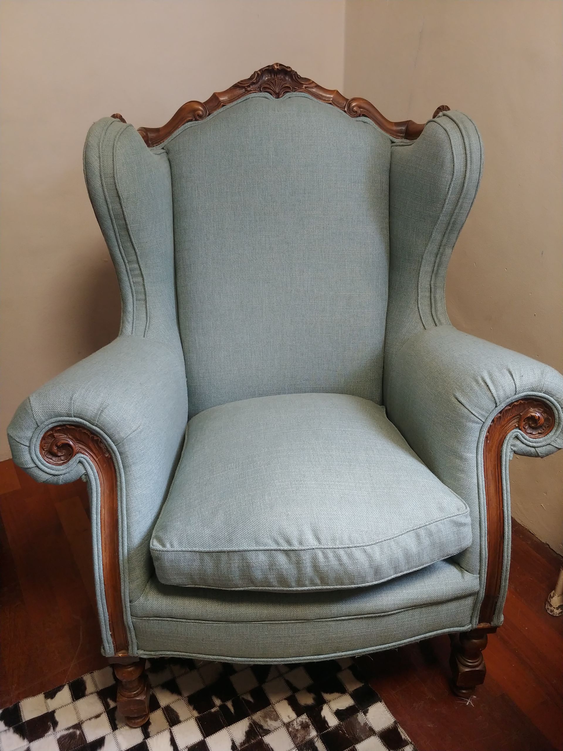 Nieuwe klassieke lichtblauwe stoel