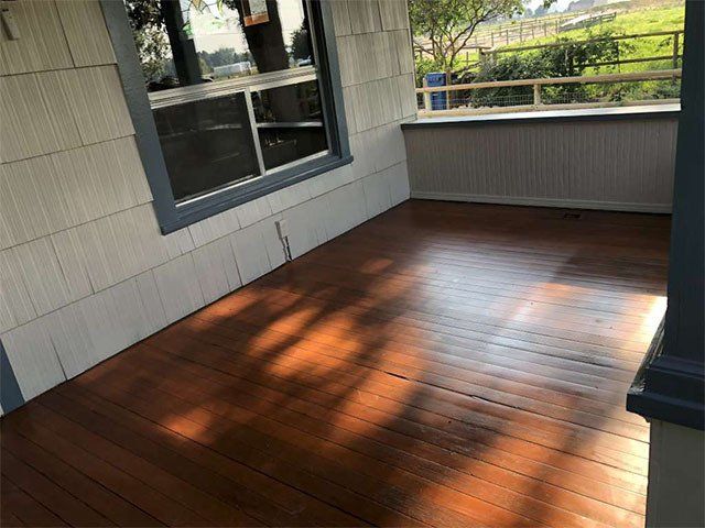deck staining company boise id