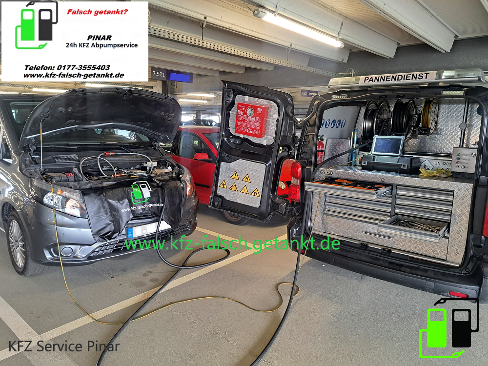 falsch getankt? technische Details beachten! Ein Auto erhält seinen Tank abgepumpt, und den Motor gereinigt nach Falschbetankung.